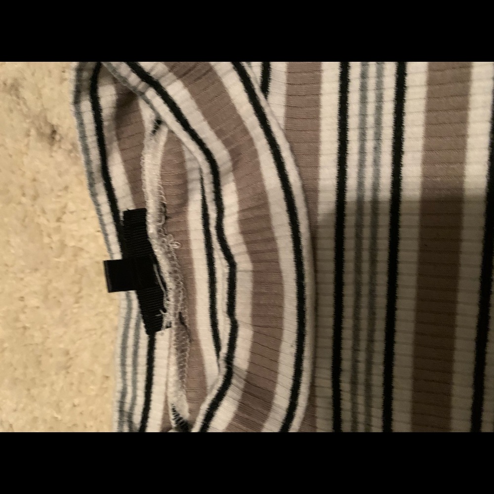 Crop Too Turtle neck - Picture 4 of 8